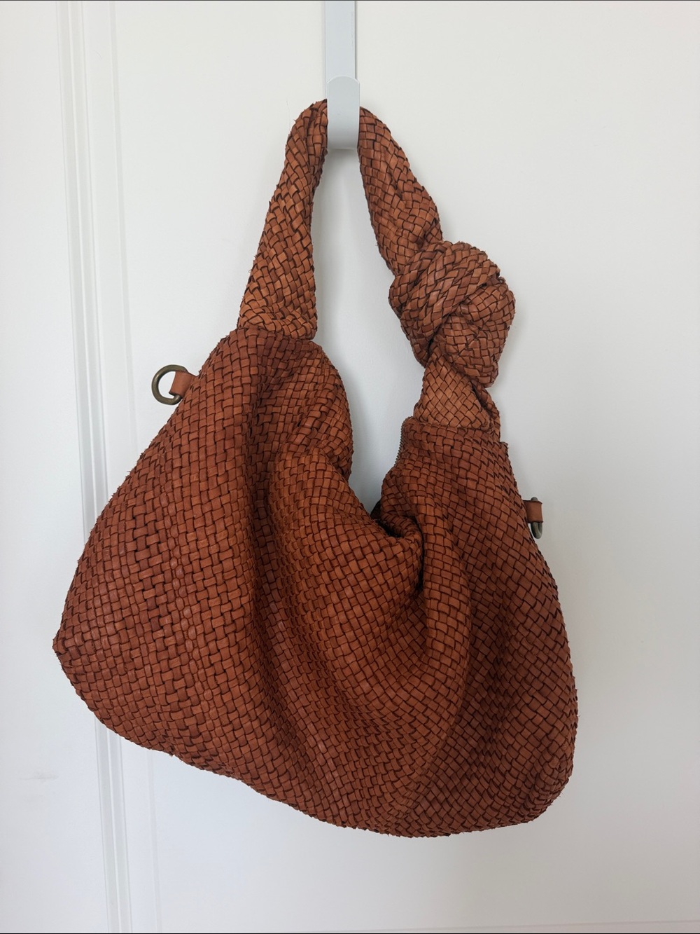 100% genuine Italian leather Woven Hobo Shoulder Bag in Rust Brown -